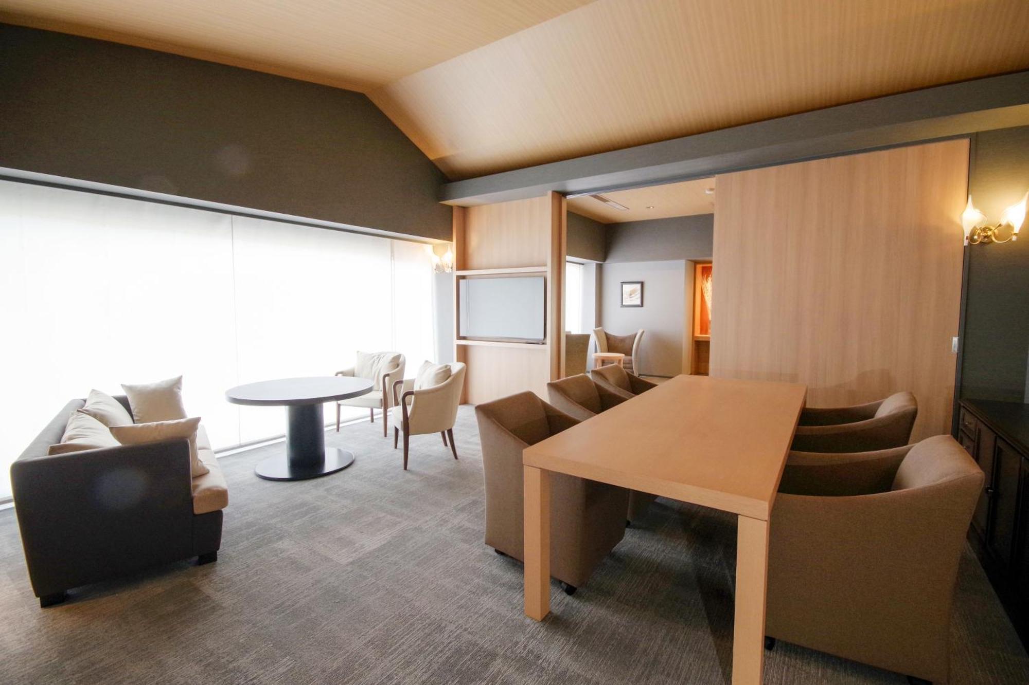 קופו Tokiwa Hotel מראה חיצוני תמונה