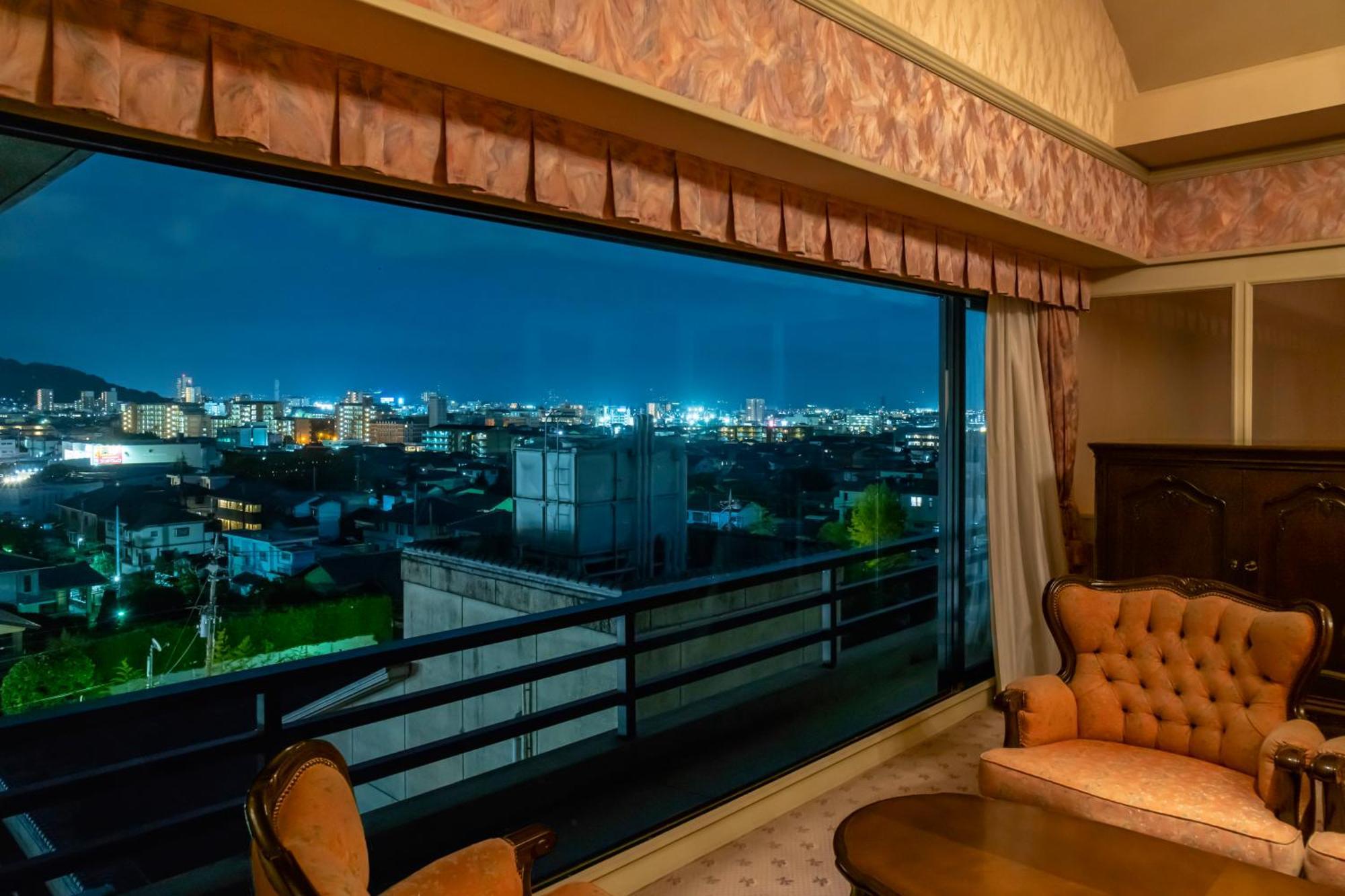 קופו Tokiwa Hotel מראה חיצוני תמונה